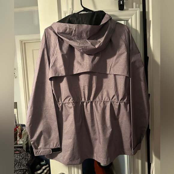 32 Degrees Women’s Waterproof Soft Shell Purple Rain Active Jacket Size M New - Picture 4 of 4
